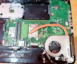 PLACA BASE MOTHER BOARD TOSHIBA L70-B-126