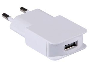 CARGADOR CON CONEXIÓN USB 5 V 1 A